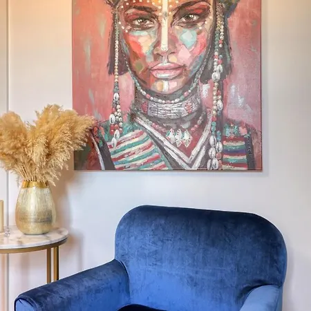 14th Luxury Flat