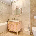 14th Luxury Flat Apartman *