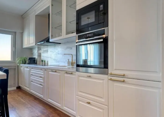 14th Luxury Flat